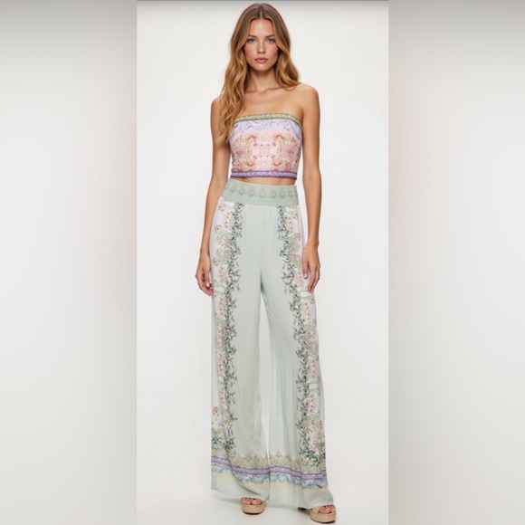 Alice + Olivia Pants - Alice and Olivia Smocked Back Ceresi Top XSmall & Palazzo Pants Small $708